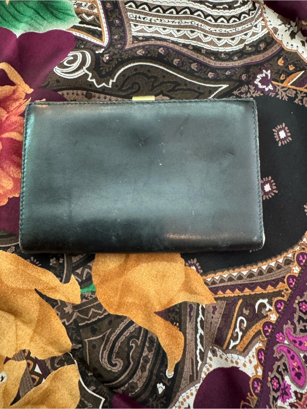 Vintage Gucci Black Leather Wallet with Gold horsebit Hardware - Picture 5 of 14